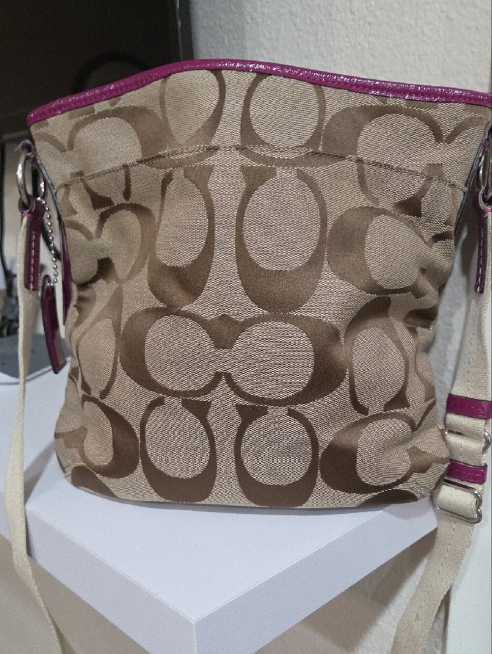 Coach Beige Signature Crossbody with Pink Accents - Picture 2 of 3